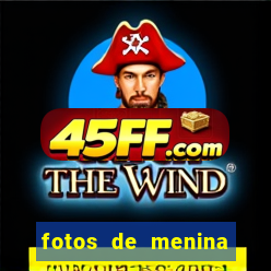 fotos de menina cacheada fake